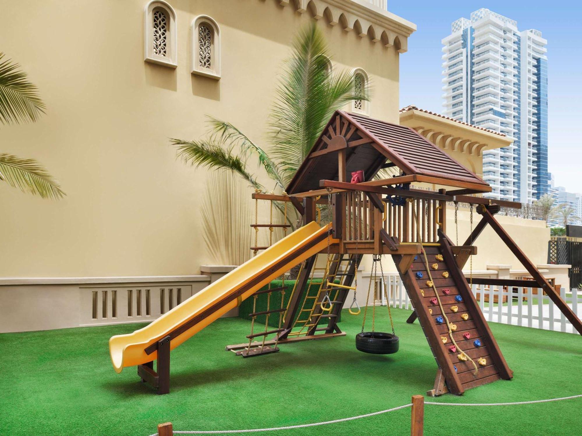 Moevenpick Jumeirah Отель 5*